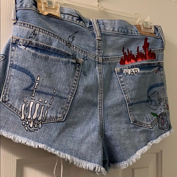 American Eagle printed shorts - Picture 5 of 7
